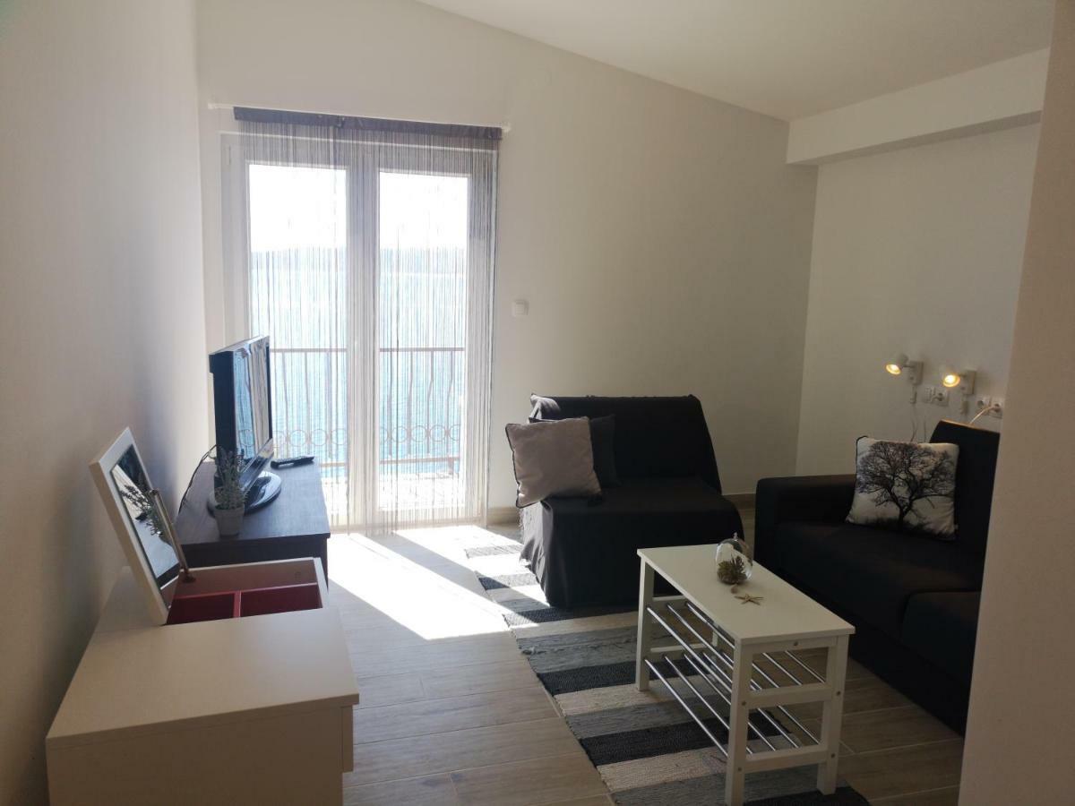 Apartman Studio Kod Ujevica Baška Voda Exterior foto